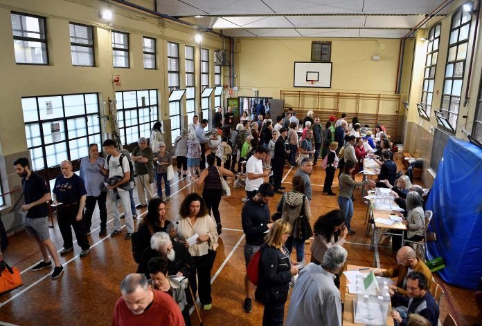 Votaciones en España/El Nacional