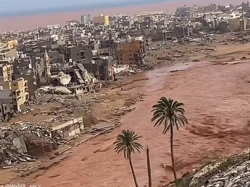 Devastación por el impacto del ciclón en Libia